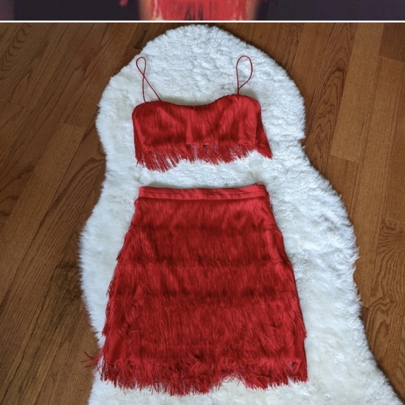 Meshki sexy Fringe 2 piece skirt and top set red xs small - Picture 2 of 4